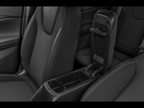 Used 2022 Buick Encore GX Select image 35