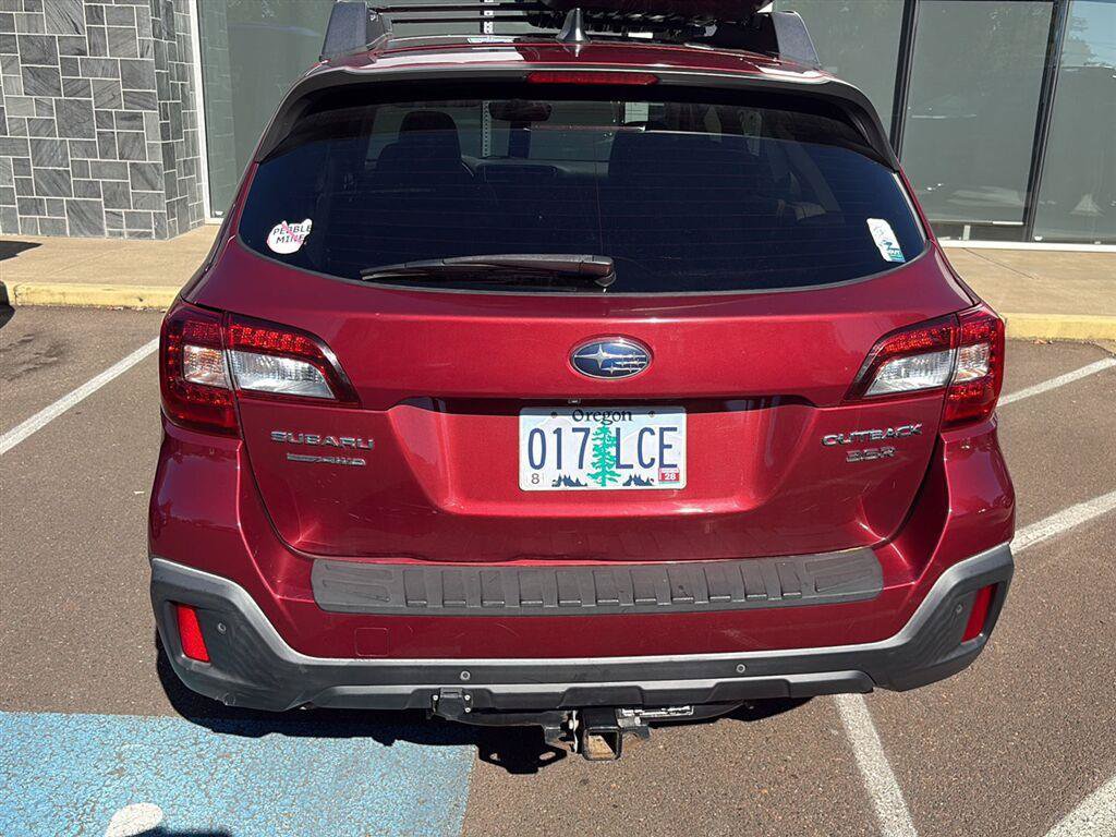 Used 2018 Subaru Outback 3.6R Limited AWD/4WD image 2