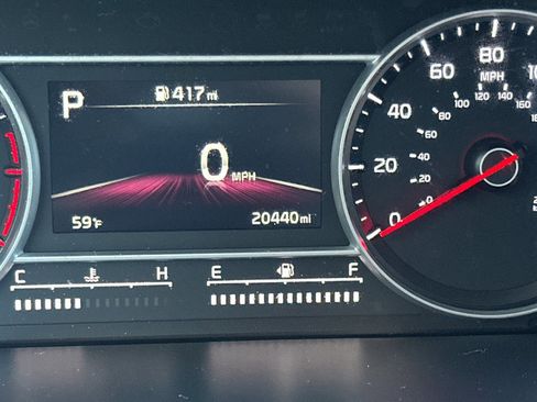 Used 2023 Kia Sorento LX image 28