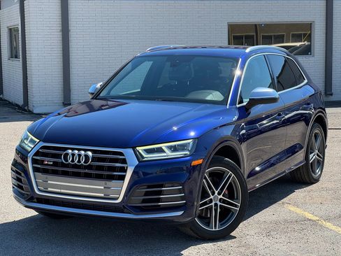 Used 2020 Audi SQ5 Premium w/ Convenience Package AWD/4WD image 2