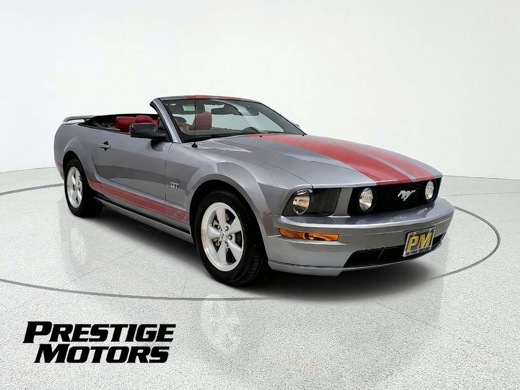 Used 2007 Ford Mustang GT RWD image 1