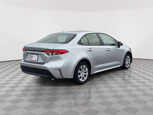Used 2024 Toyota Corolla LE FWD image 7