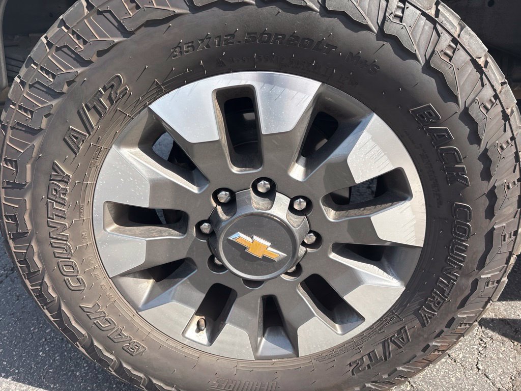 Used 2023 Chevrolet Silverado 2500 Custom w/ Infotainment Package AWD/4WD image 22