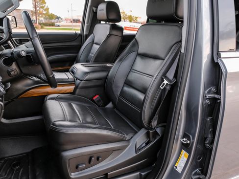 Used 2019 GMC Yukon XL Denali w/ Denali Ultimate Package image 35