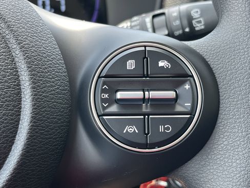 New 2025 Kia Soul LX w/ LX Technology Package image 11