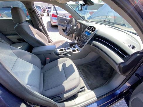 Used 2014 Chevrolet Malibu LS w/ Protection Package FWD image 30