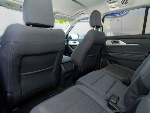 New 2026 Ford Explorer Active image 23