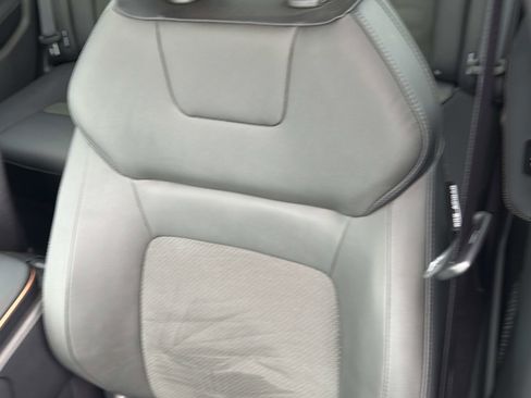 Used 2025 Nissan Ariya AWD image 30