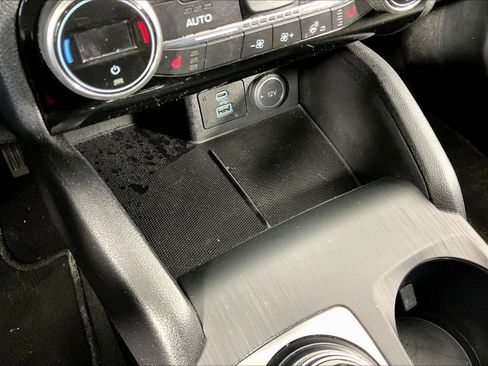 Used 2021 Ford Escape SE w/ SE Sport Appearance Package AWD/4WD image 14