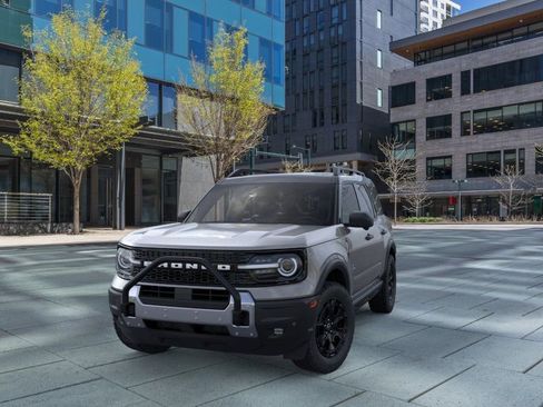 New 2025 Ford Bronco Sport Outer Banks w/ Sasquatch Outer Banks Package AWD/4WD image 2