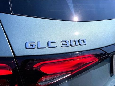 Used 2026 Mercedes-Benz GLC 300 4MATIC image 8