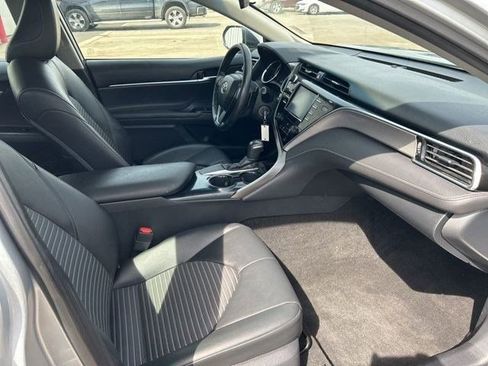 Used 2018 Toyota Camry SE image 34