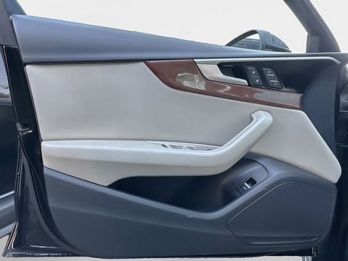 Used 2021 Audi A4 2.0T Premium w/ Convenience Package image 13