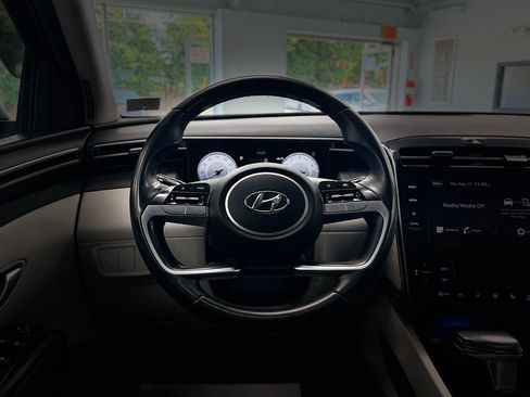 Used 2022 Hyundai Tucson SEL w/ Convenience Package AWD/4WD image 16