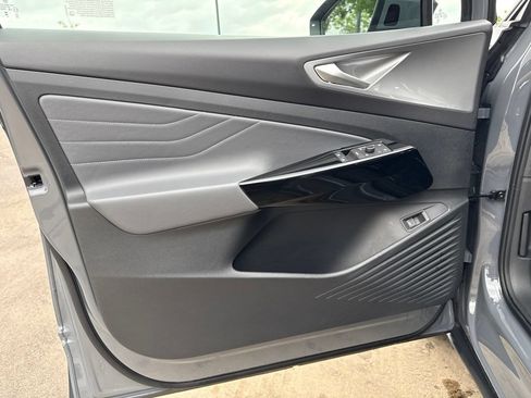 Certified 2023 Volkswagen ID.4 Pro S Plus AWD/4WD image 11