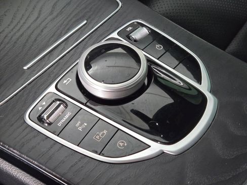 Used 2020 Mercedes-Benz C 300 Sedan image 31