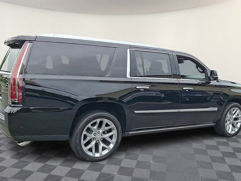 Used 2020 Cadillac Escalade ESV Platinum AWD/4WD image 8