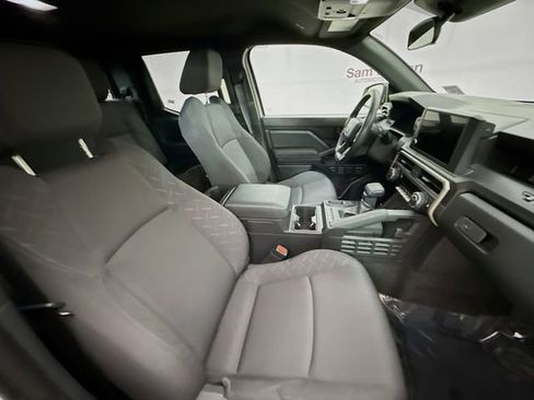 Used 2024 Toyota Tacoma SR image 27