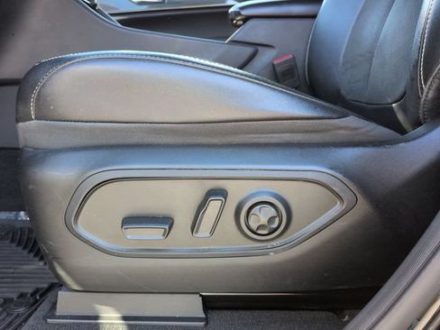 Certified 2022 Jeep Grand Cherokee L Laredo RWD image 20