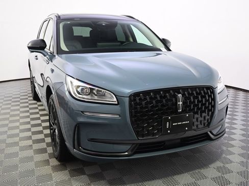 New 2026 Lincoln Corsair Reserve w/ Jet Appearance Package AWD/4WD image 9