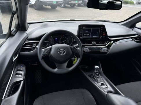 Certified 2019 Toyota C-HR LE FWD image 18