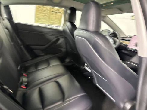Used 2023 Tesla Model 3 Standard Range RWD image 18