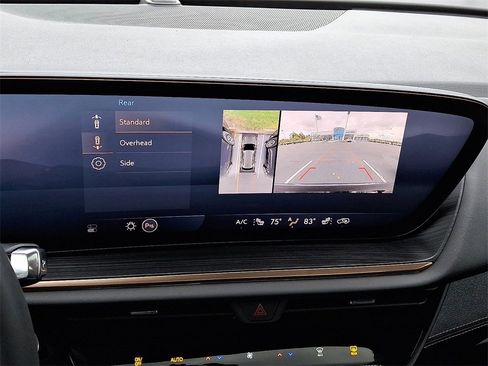 Used 2024 Buick Envision Avenir image 4