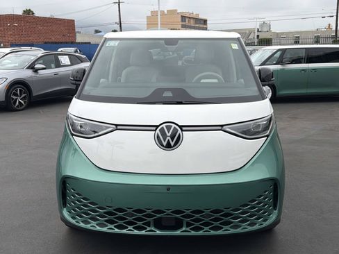 Certified 2025 Volkswagen ID. Buzz 1st Edition AWD/4WD image 2