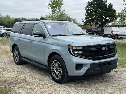 Used 2025 Ford Expedition Active