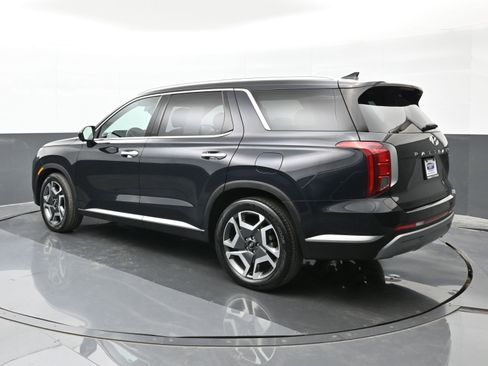 Used 2023 Hyundai Palisade SEL image 6