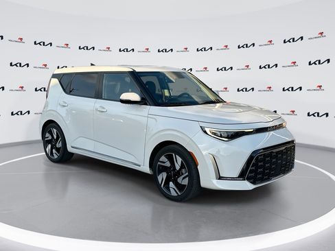 Used 2023 Kia Soul GT-Line w/ GT-Line Technology Package image 1