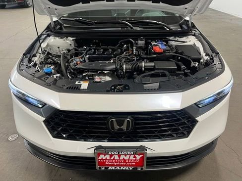 Used 2025 Honda Accord SE image 9
