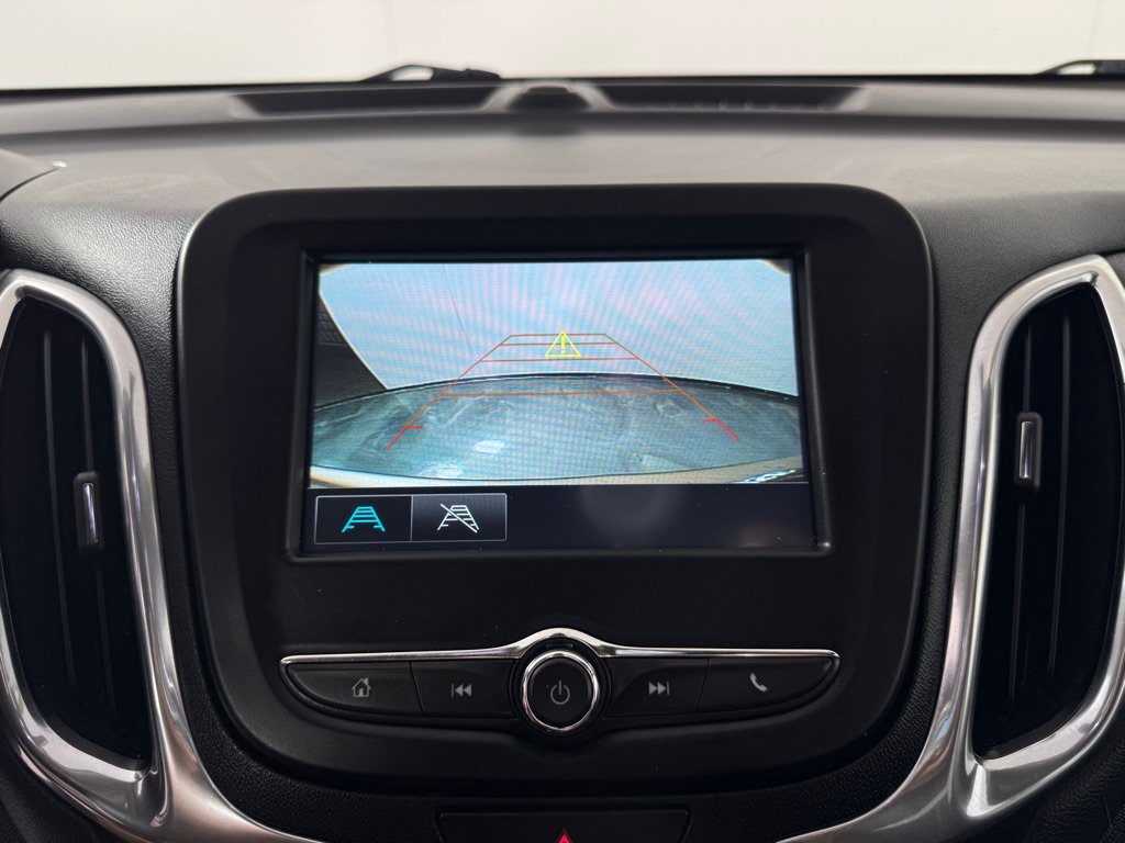 Used 2018 Chevrolet Equinox LT FWD image 17