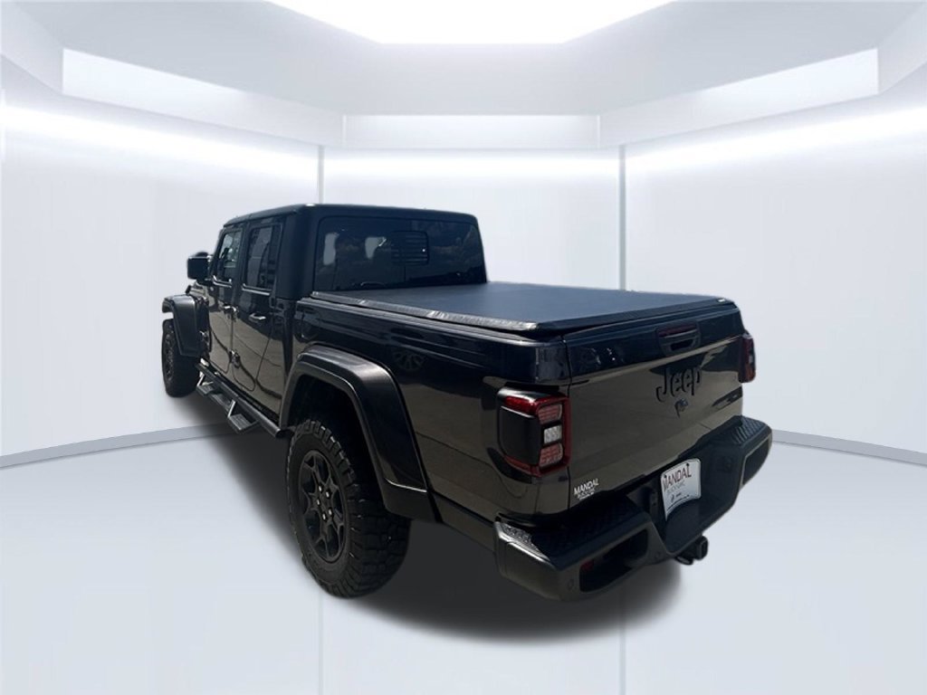 Used 2023 Jeep Gladiator Sport AWD/4WD image 7