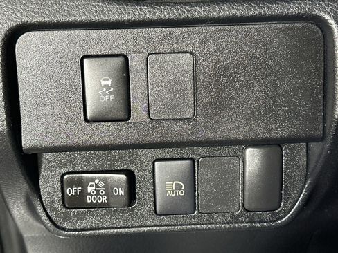 Used 2020 Toyota Tacoma SR5 image 26