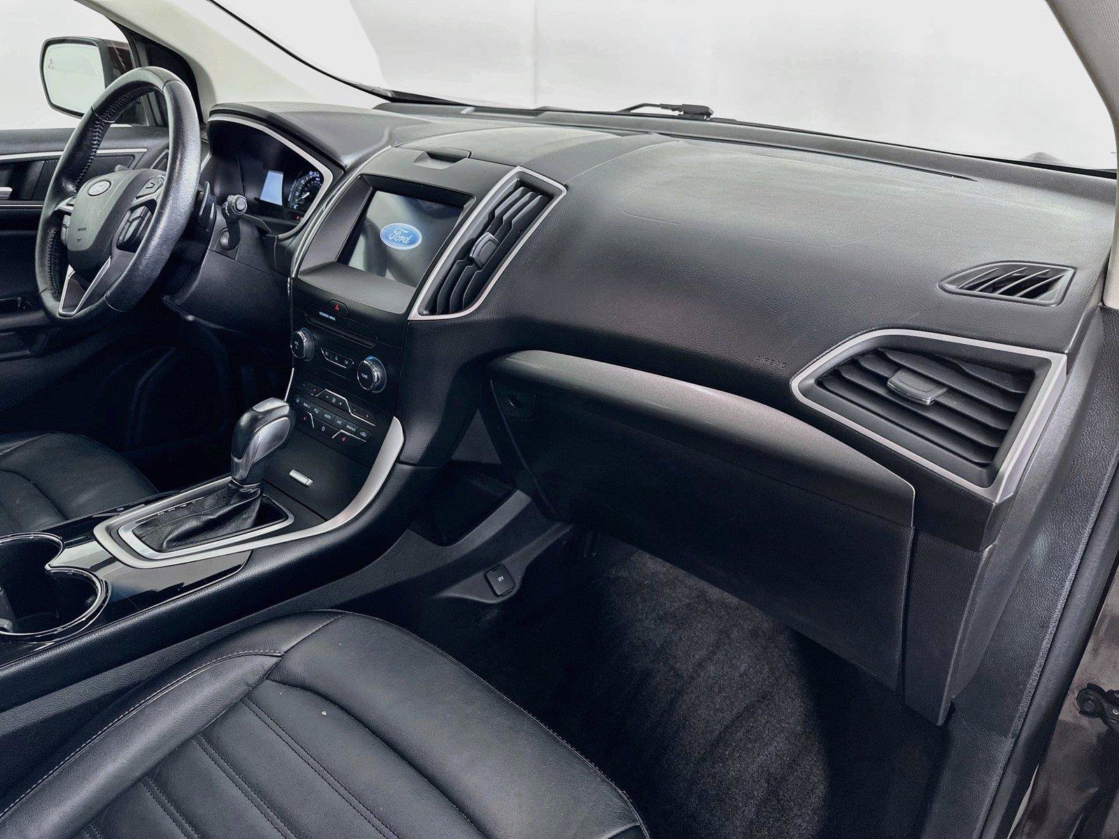 Used 2018 Ford Edge SEL w/ Equipment Group 201A AWD/4WD image 29