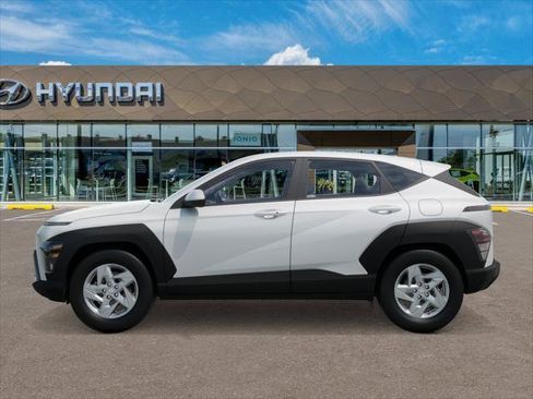 New 2026 Hyundai Kona SE FWD image 3