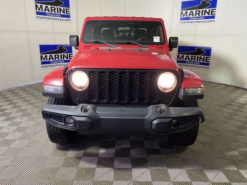 Used 2021 Jeep Gladiator Sport AWD/4WD image 15