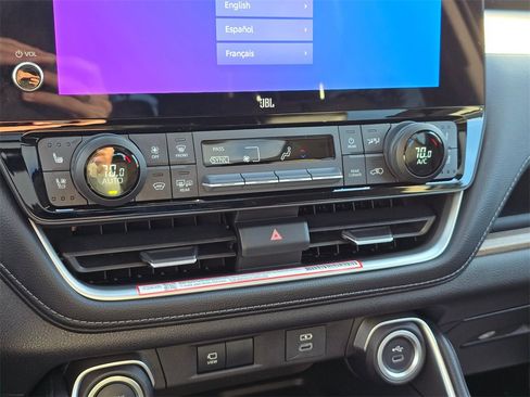 Certified 2025 Toyota Grand Highlander FWD image 25