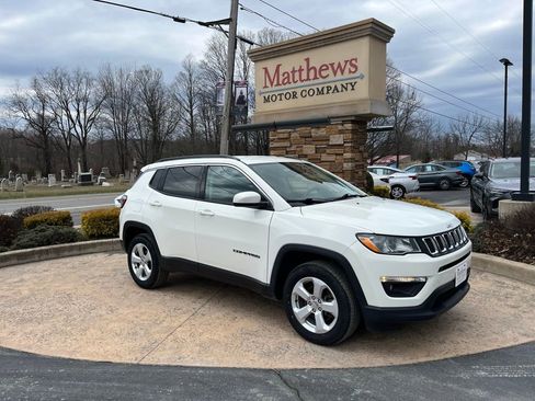Used 2021 Jeep Compass Latitude AWD/4WD image 2
