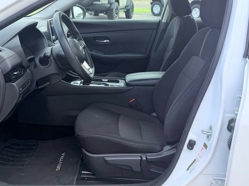 Used 2024 Nissan Sentra SV FWD image 15