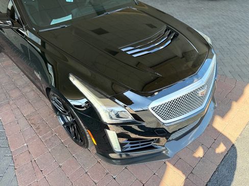 Used 2017 Cadillac CTS V w/ Luxury Package image 26