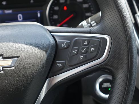 Used 2024 Chevrolet Equinox LS w/ LS Convenience Package AWD/4WD image 17