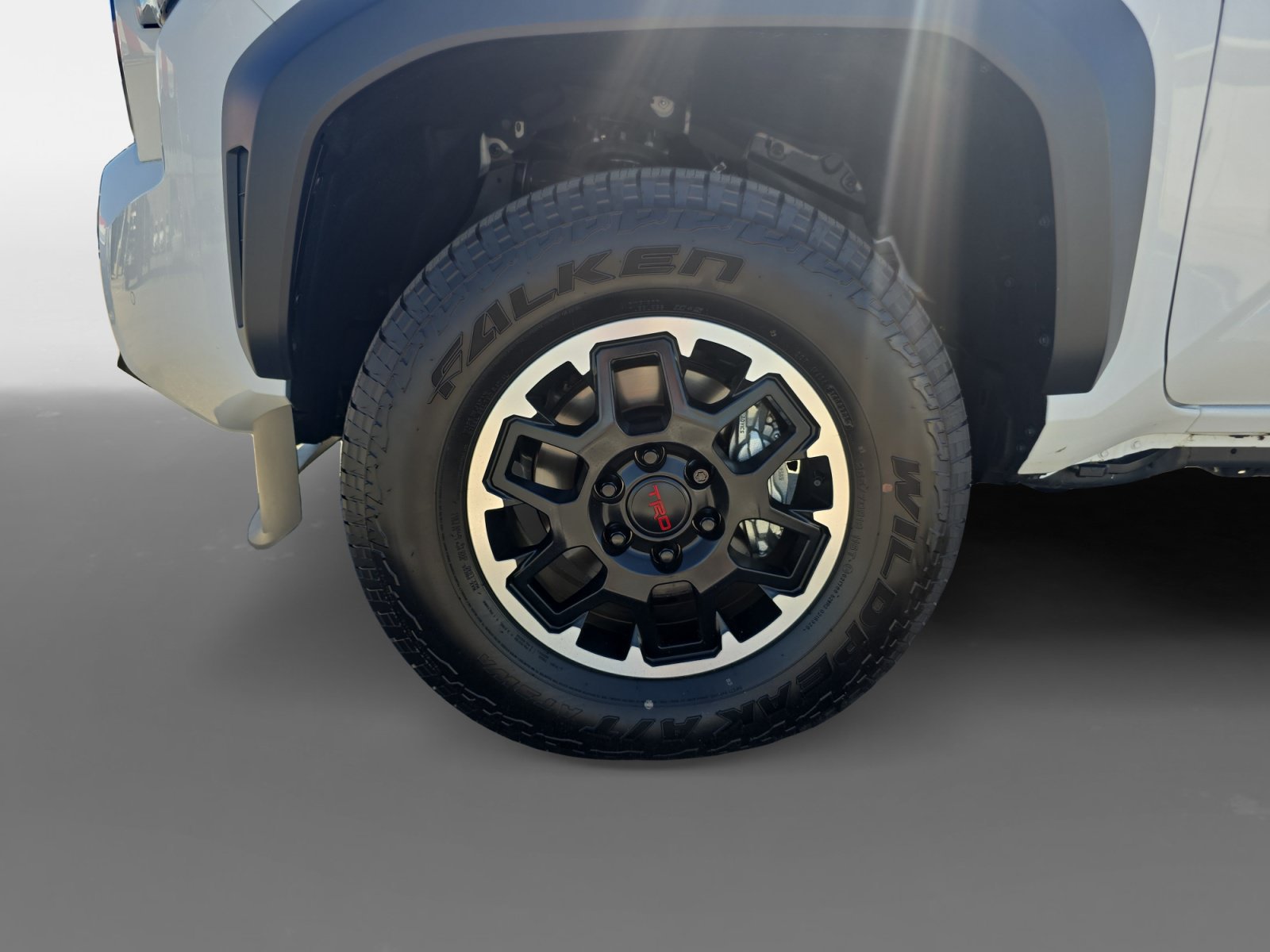 Certified 2025 Toyota Tacoma TRD Off-Road w/ TRD Off Road Upgrade Package AWD/4WD image 14