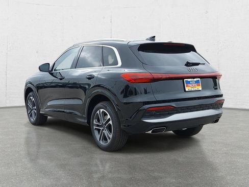 New 2026 Audi Q5 Premium Plus AWD/4WD image 7