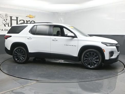 Used 2023 Chevrolet Traverse RS w/ LPO, Floor Liner Package AWD/4WD image 1