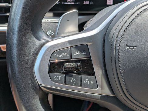 Used 2023 BMW 330i Sedan w/ M Sport Package RWD image 19