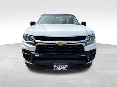Used 2022 Chevrolet Colorado W/T w/ WT Convenience Package AWD/4WD image 8