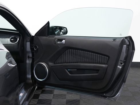 Used 2013 Ford Mustang Shelby GT500 image 25
