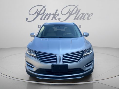 Used 2017 Lincoln MKC Premiere FWD image 9